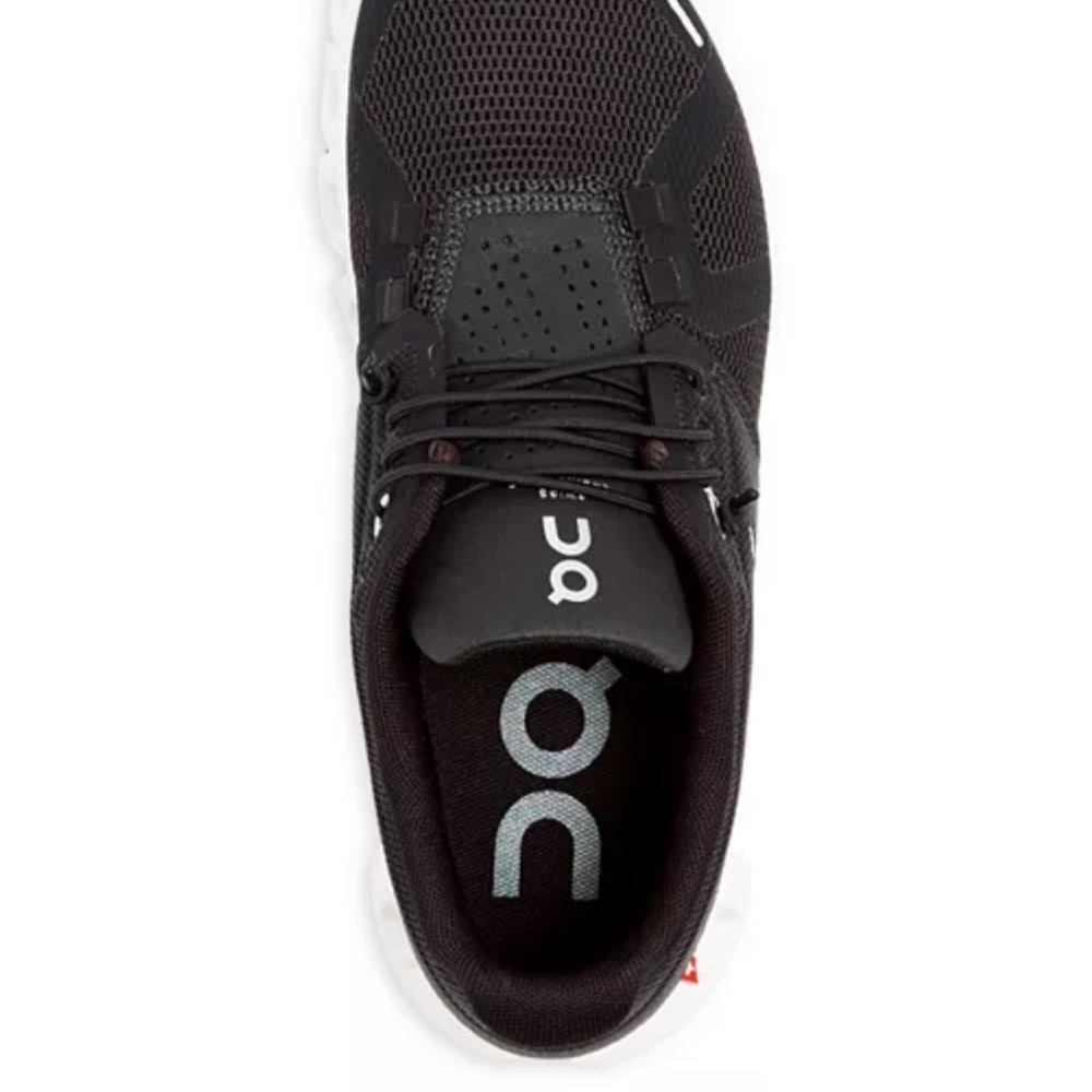 On Cloud 5 Women’s Sneakers in Black. Size 8.5. Excellent condition! - Picture 3 of 8